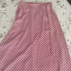 MIDI skirt H and M red